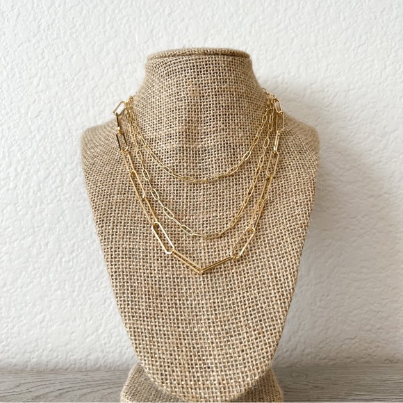 LAST ONE | layered chain necklace - Picture 3 of 6
